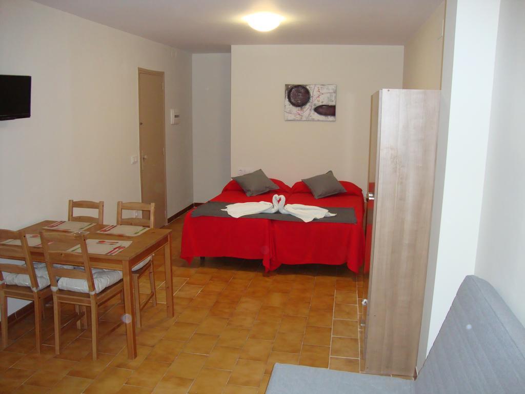 Apartaments Claudi Тосса-де-Мар Номер фото