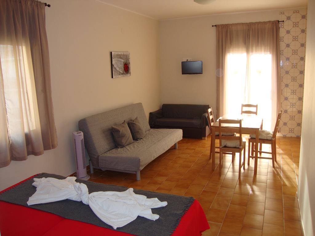Apartaments Claudi Тосса-де-Мар Номер фото